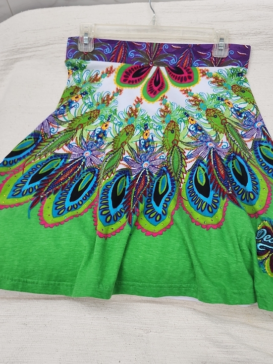 Desigual Dresses & Skirts - Desigual Vibrant Green & Multicolor Boho Skirt.